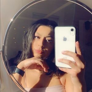 Meet your Posher, Aasia